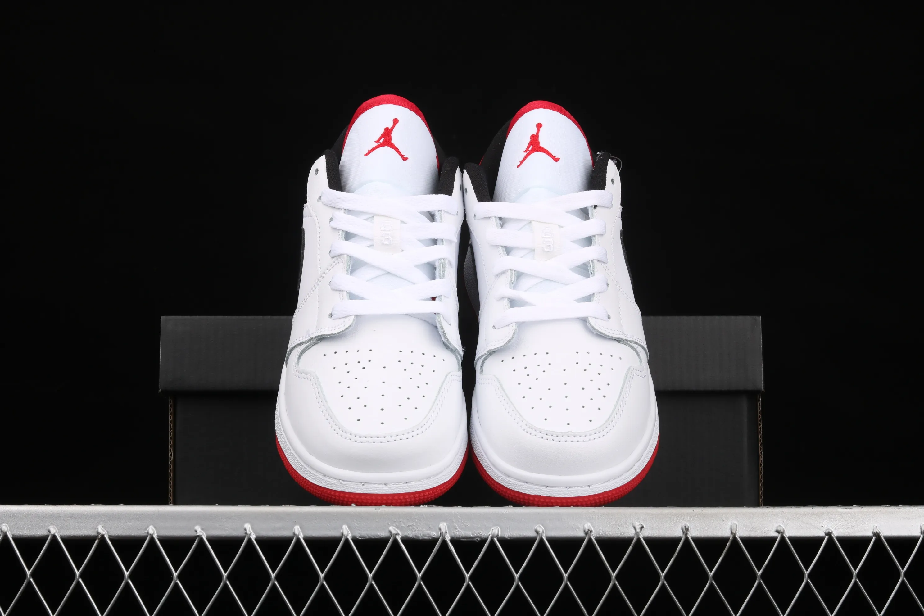 All categories Air Jordan Jordan series basketball shoes Air Jordan 1 Low Air Jordan 1 Low AJ1 Joe 1 low-top cultural and leisure sports sneakers 553560-118